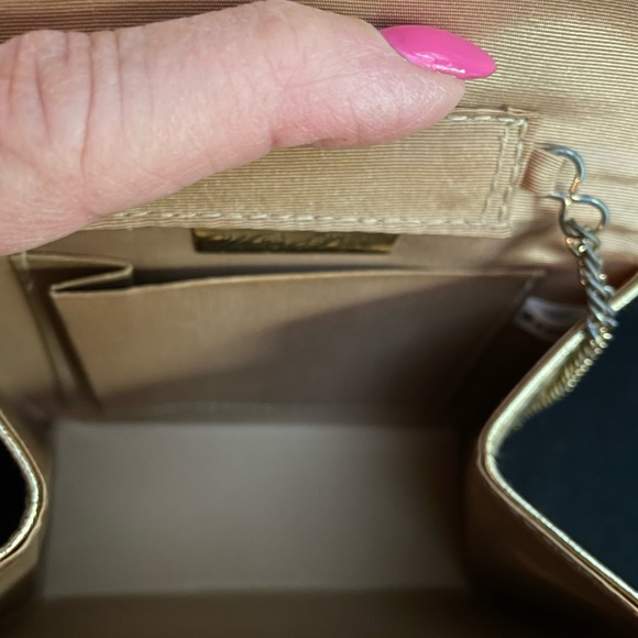 Vintage Signed Whiting and Davis Evening Bag - Picture 4 of 10